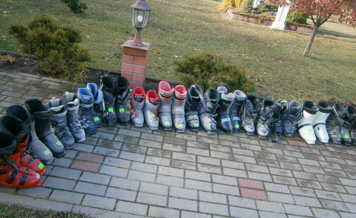 Sporto prekių nuoma, Slidžių batai nuo 38-41 dydžiai nuoma, Vilnius