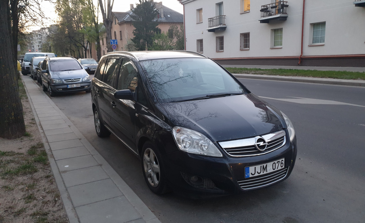 Automobilių nuoma, Opel Zafira nuoma, Vilnius