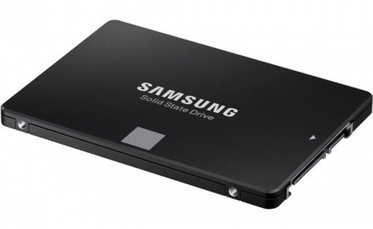 Kompiuterinės technikos nuoma, Samsung SSD 1TB 860 Evo, SATA 3.0 nuoma, Kaunas