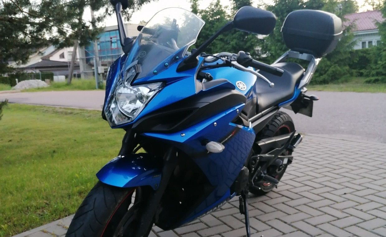 Motociklų nuoma, Yamaha Xj6 Diversion Street  su ABS nuoma, Vilnius
