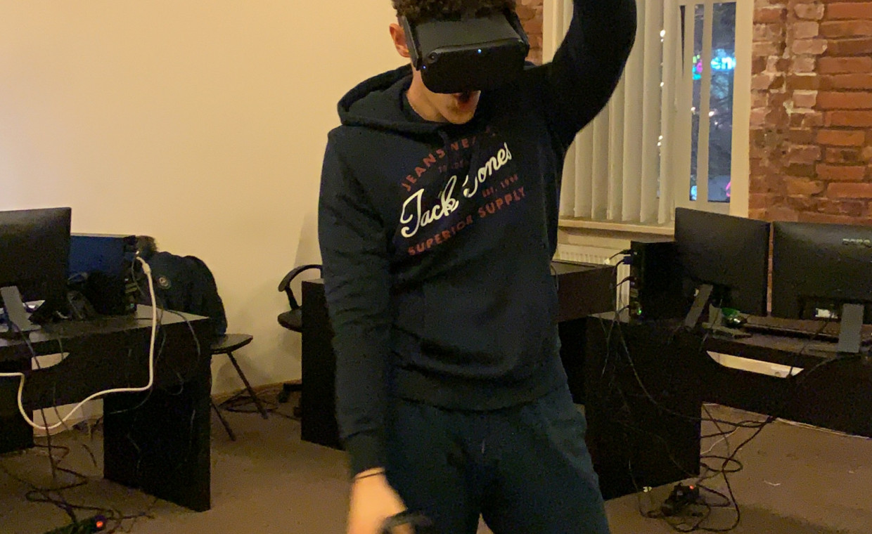 Kompiuterinės technikos nuoma, Virtualios Realybės(VR) akiniai su pried nuoma, Kaunas