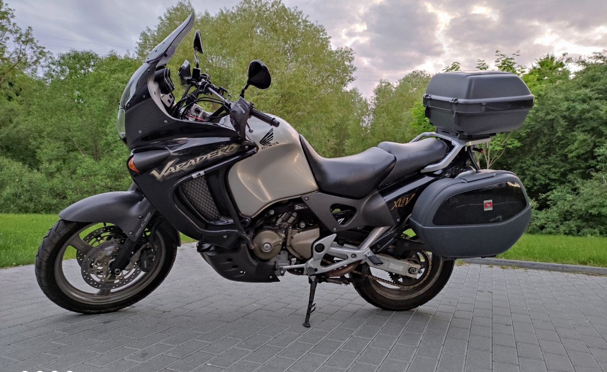 Motociklų nuoma, Honda Varadero XL 1000v  motociklo nuoma nuoma, Vilnius