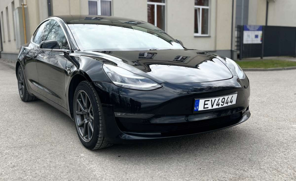 Automobilių nuoma, Tesla 3 nuoma, Klaipėda