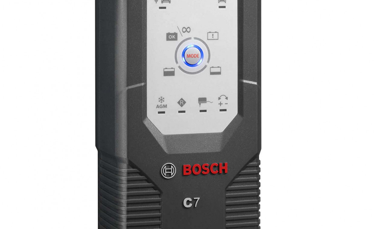 Automobilių priedų nuoma, Akumuliatoriaus pakrovėjas Bosch C7 nuoma, Kaunas