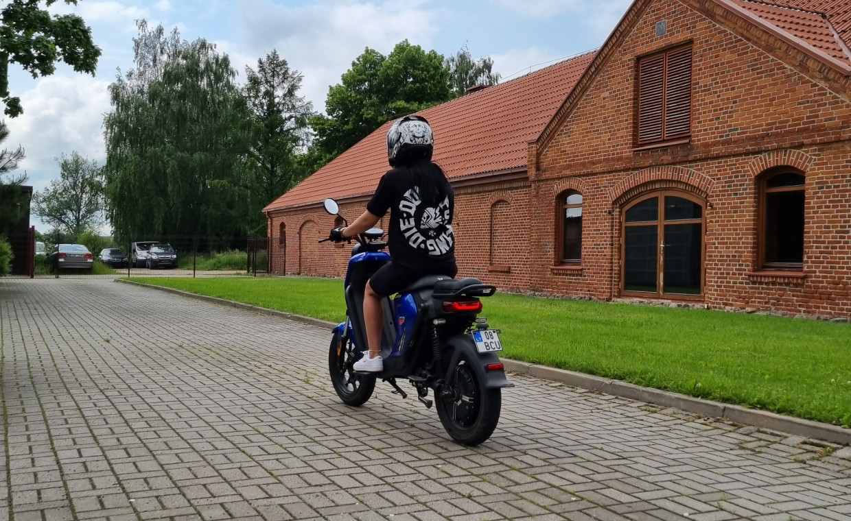 Motociklų nuoma, NIU UQi GT EXTENDED NUOMA nuoma, Marijampolė