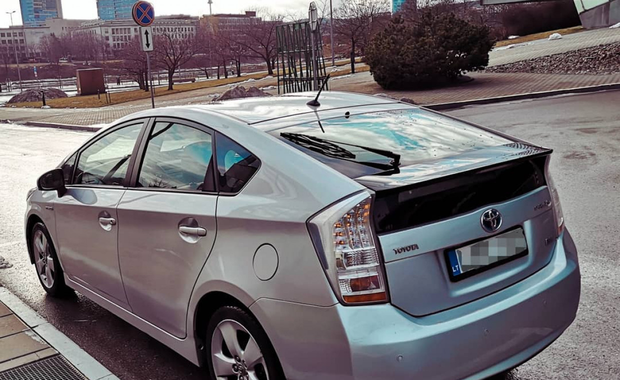 Automobilių nuoma, Toyota Prius nuoma nuoma, Vilnius