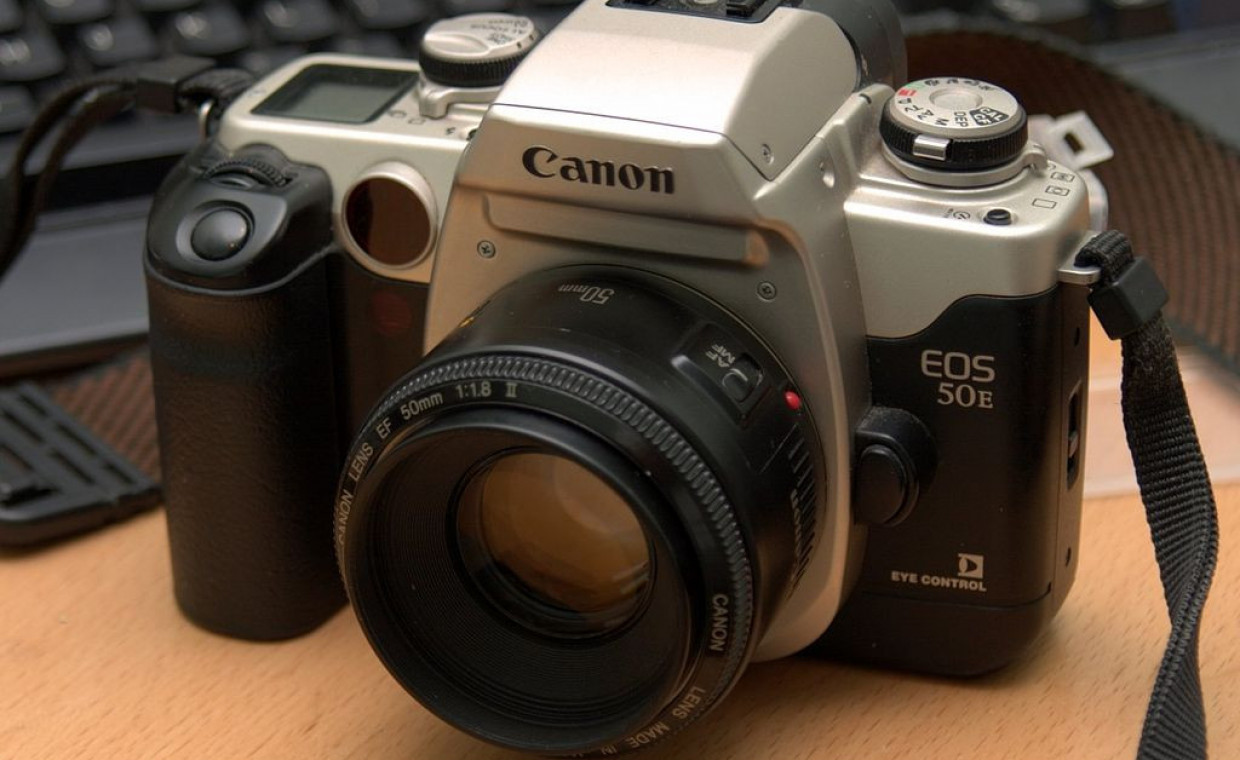 Fotoaparatų nuoma, Canon EF 50E juostinis fotoaparatas nuoma, Vilnius