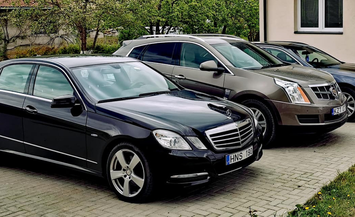 Automobilių nuoma, Mercedes Benz E350d nuoma, Vilnius