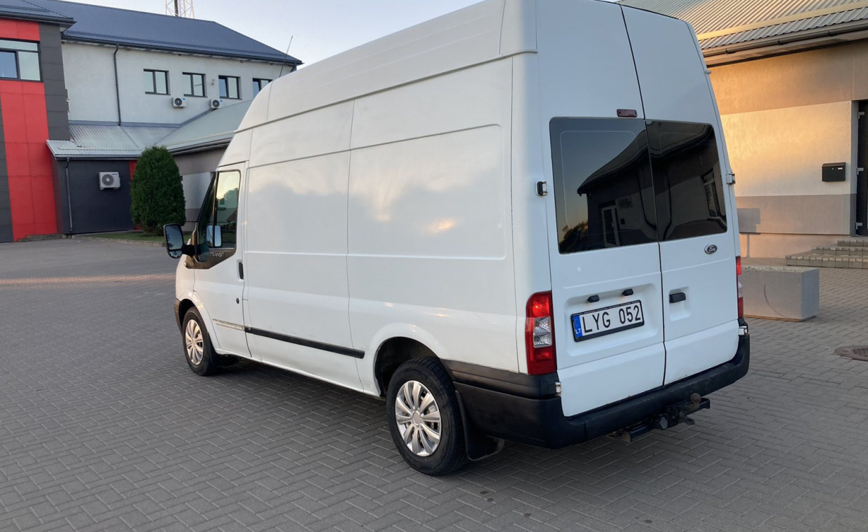 Mikroautobusų ir kemperių nuoma, Ford Tranzit Krovininis Mikroautobusas nuoma, Vilnius