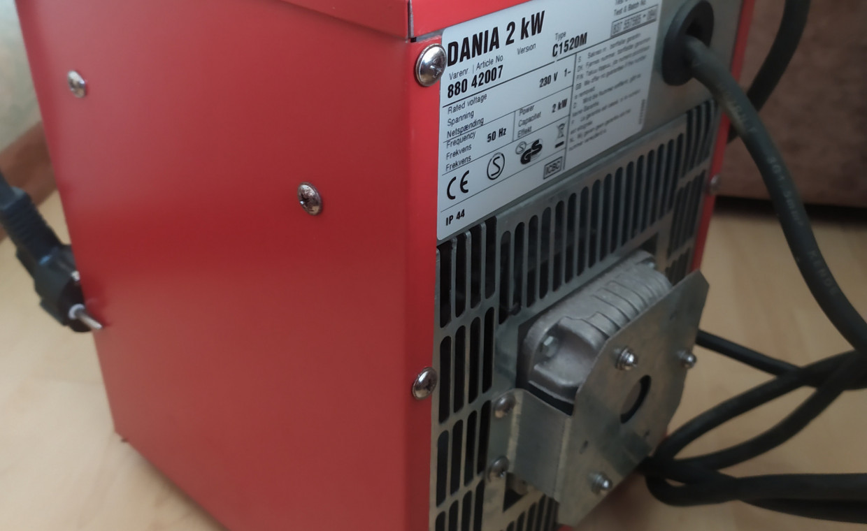 Namų apyvokos daiktų nuoma, Dania elektrinis šildytuvas nuoma, Raudondvaris