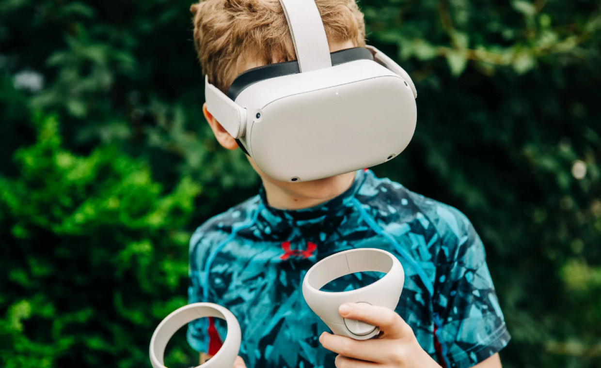 Laisvalaikio daiktų nuoma, VR akiniai Oculus Quest 2 nuoma, Vilnius