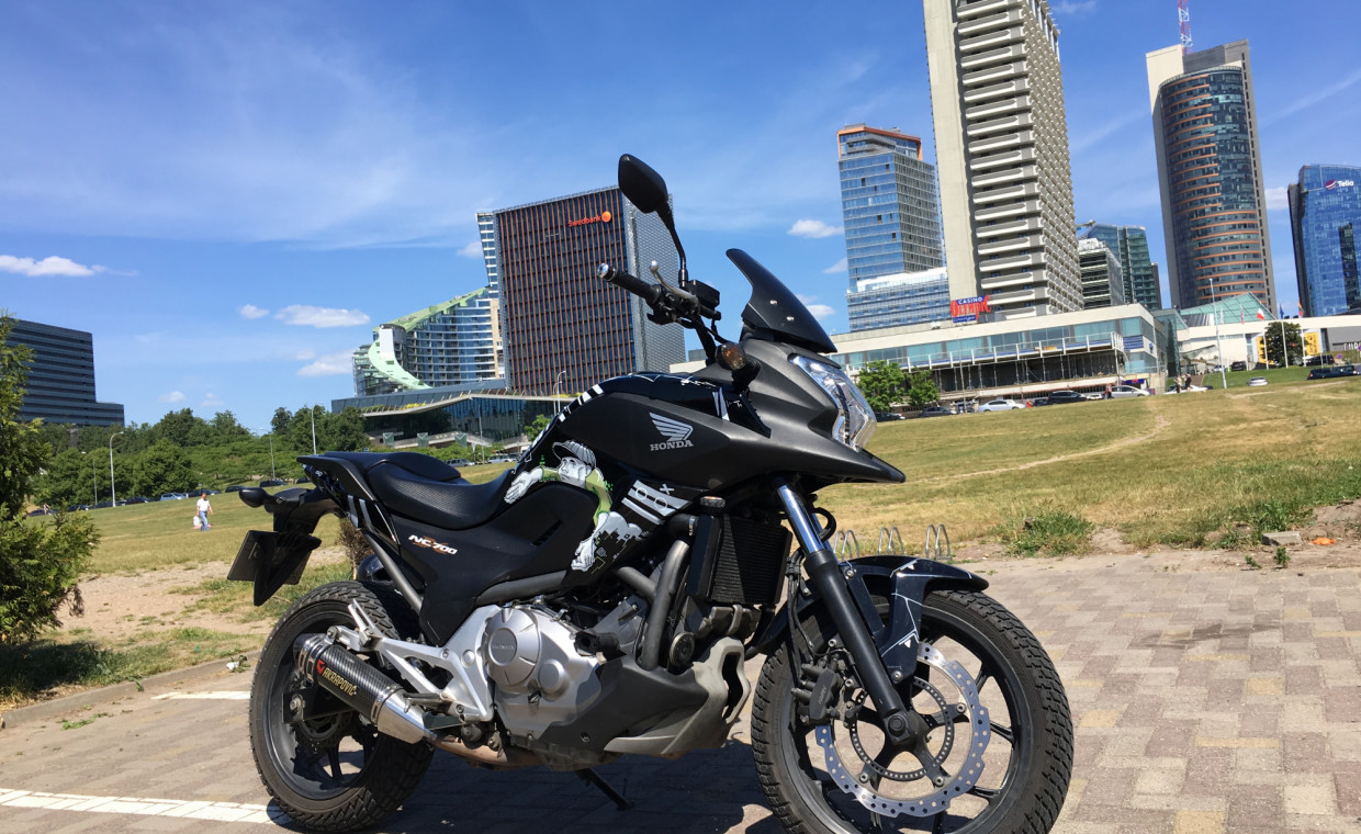 Motociklų nuoma, Honda NC700X motociklas nuoma, Vilnius