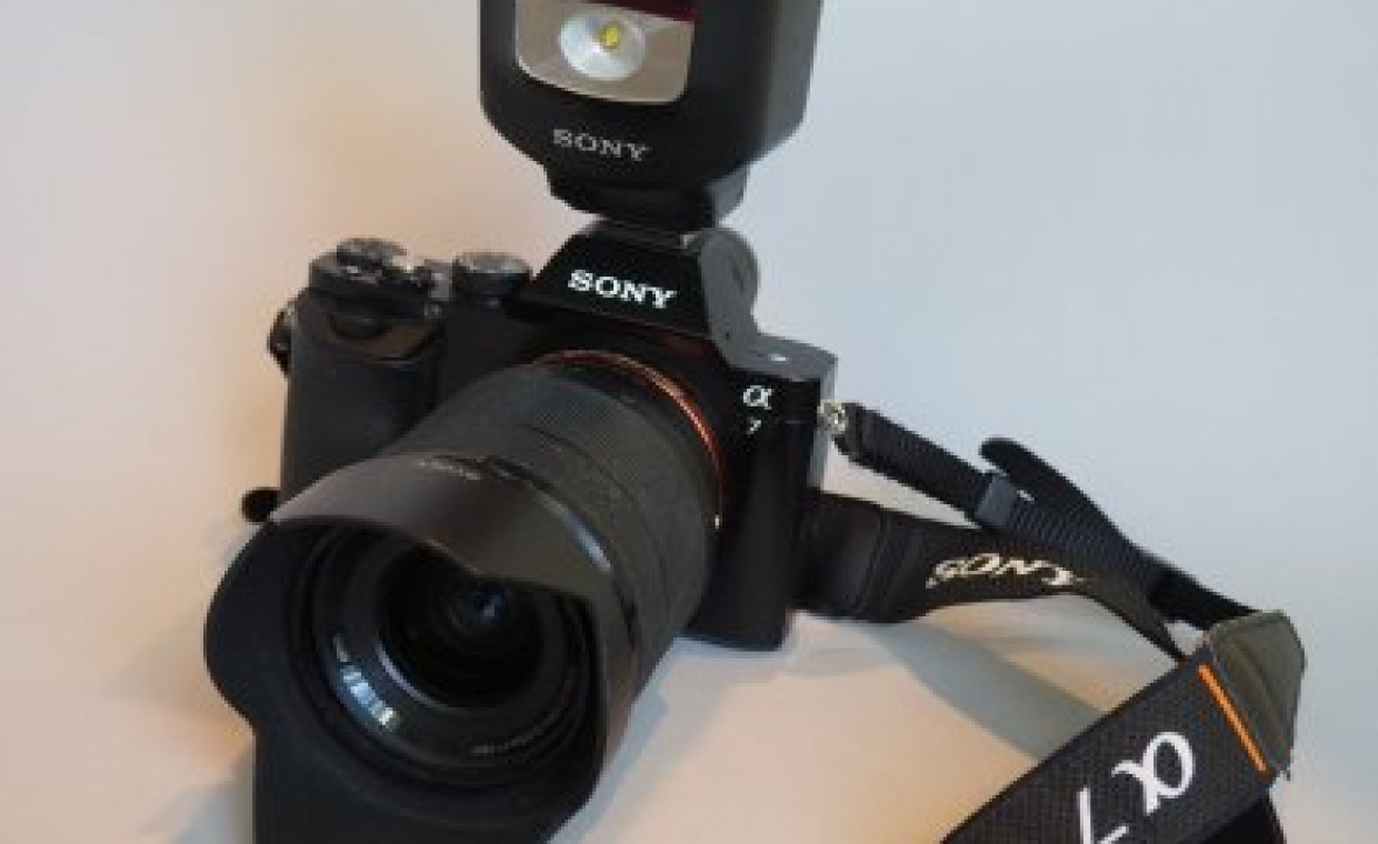 Fotoaparatų priedų nuoma, Sony HVL-F43M nuoma, Vilnius