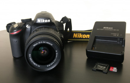 Nikon D3200 su VR 18-55 mm objektyvu