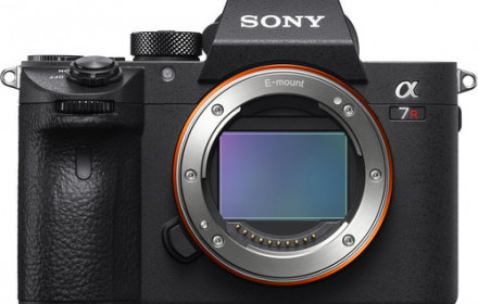 Sony A7R III sisteminis fotoaparatas