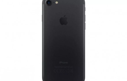 Apple iPhone 7 (juodas)