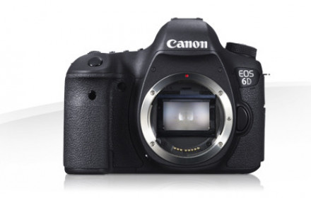 Canon 6D su 32GB kortele ir krepšiu