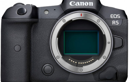 Canon EOS R5 siteminis fotoaparatas