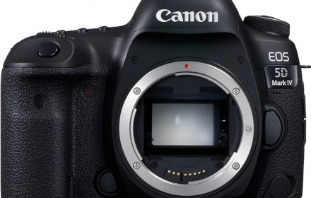 Canon 5D Mark IV su 128GB SD
