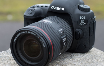 Canon 5D Mark IV su 128GB su objektyvais